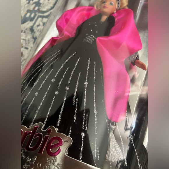 Mattel Special Edition Happy Holidays 1998 Barbie Doll Crystalline Gown - Picture 7 of 8